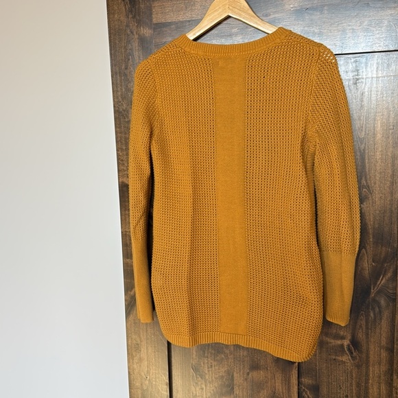 Akini Womens Small Gold Sweater 5 Inch Zipper At Bottom On Both Sides - Picture 4 of 6